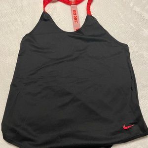Nike Women’s Tank Top (small)